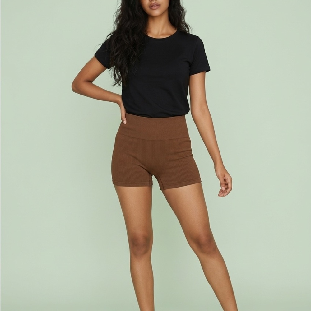 44. NWOT OQQ Ribbed High-Waist Women’s Brown Bike Shorts